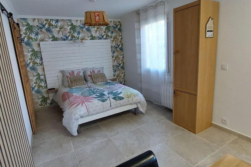 Gite De L'Olivier, Classe, Climatise, Jardin Avec Parking Gratuit Devant Le Logement Et A 5 Minutes Du Centre-Ville A Pied LʼIsle-sur-la-Sorgue Екстериор снимка