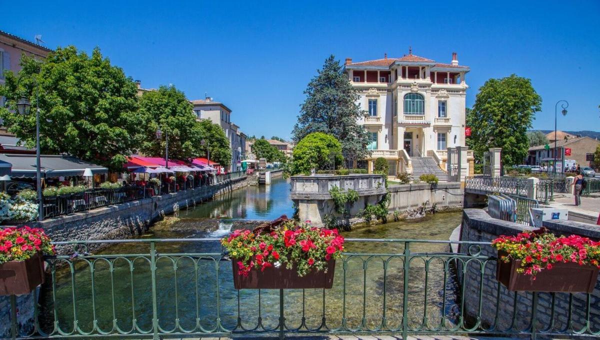 Gite De L'Olivier, Classe, Climatise, Jardin Avec Parking Gratuit Devant Le Logement Et A 5 Minutes Du Centre-Ville A Pied LʼIsle-sur-la-Sorgue Екстериор снимка